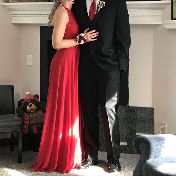 Red Prom Dress - Picture 4 of 11